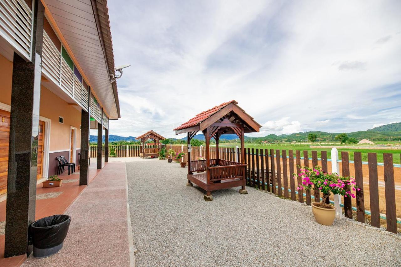 D' Village Cottage Pantai Cenang  Exterior photo